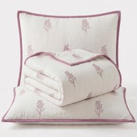 Kit Colcha Bordado Percal 300 Fios: Charme e conforto 3 peças! ✨