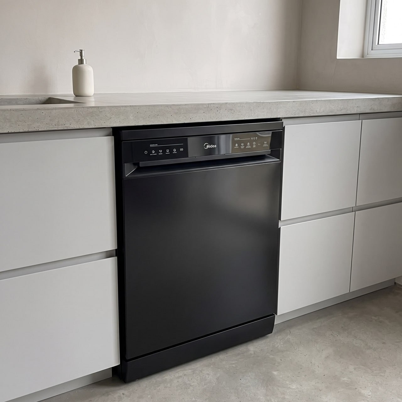 Lava Louças 8 Serviços Preta Touch Plus Midea Preto