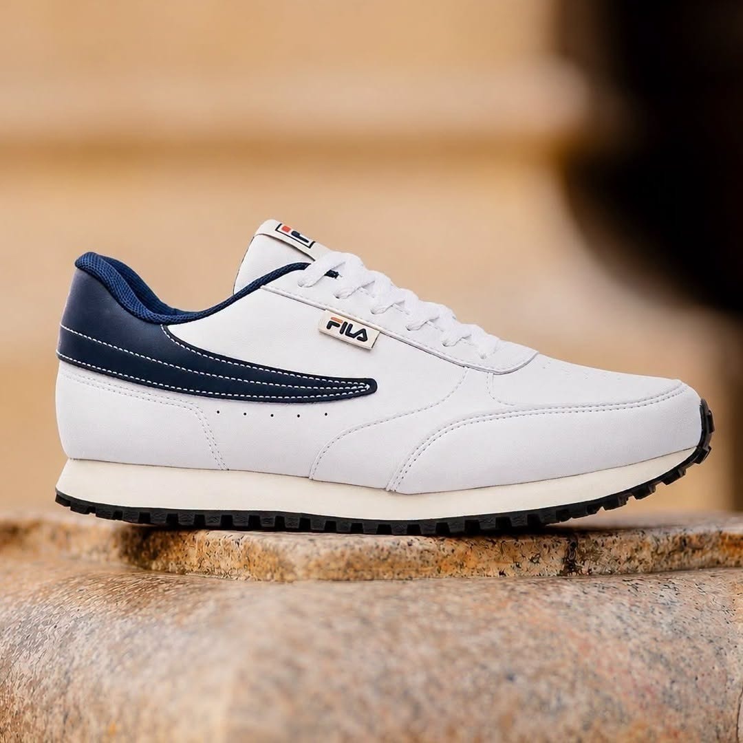 Tênis Fila Renno Classic Sl Masculino Leve Confortável Branco/marinho/vermelho Liso 42 Br