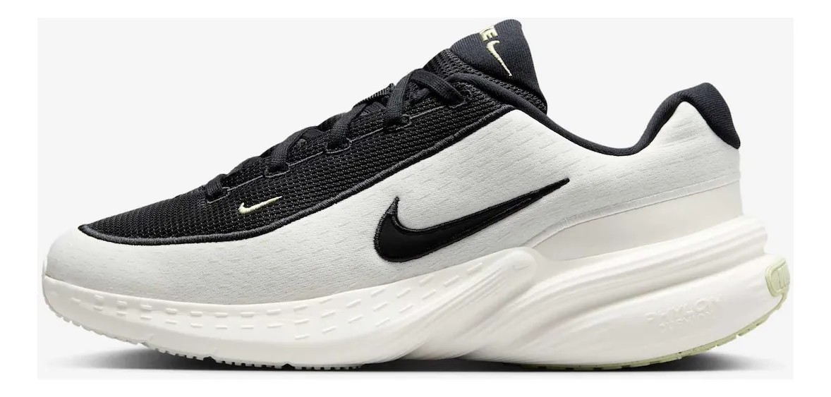 Nike Uplift Sc