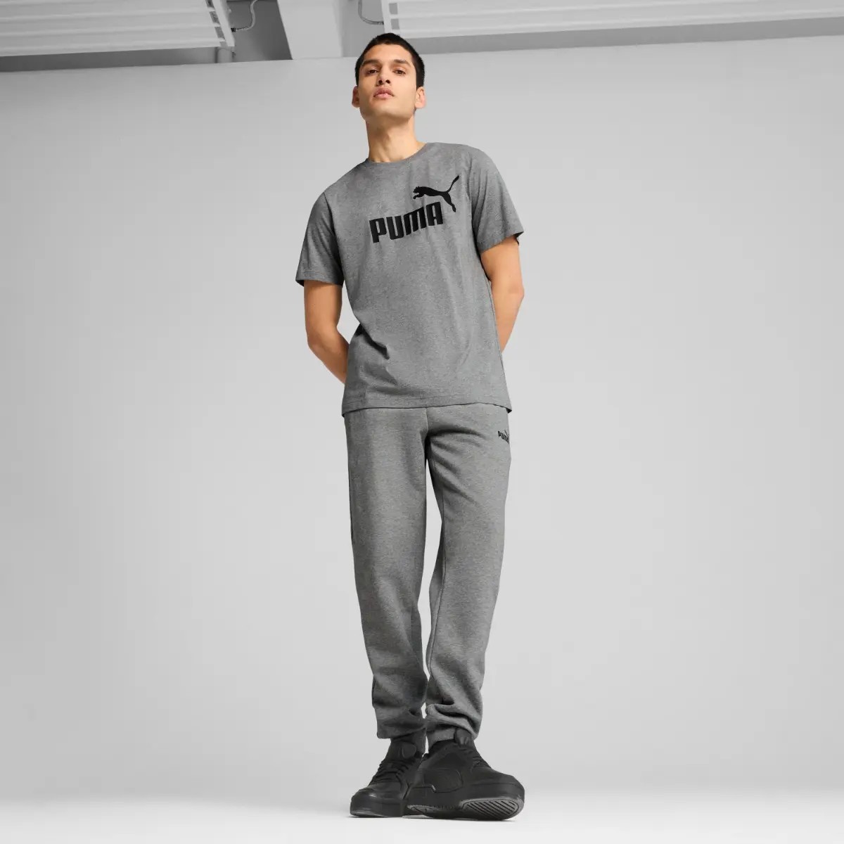 Camiseta Masculina Ess Logo Tee Puma Medium Gray Heather Liso P
