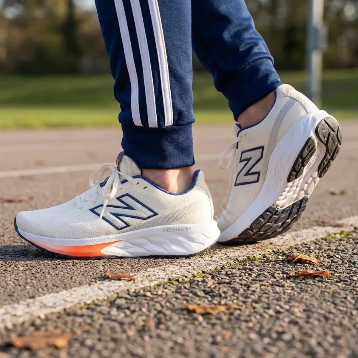 Tênis New Balance Masculino Fresh Foam M520v9 Original Branco Off/marinho 41