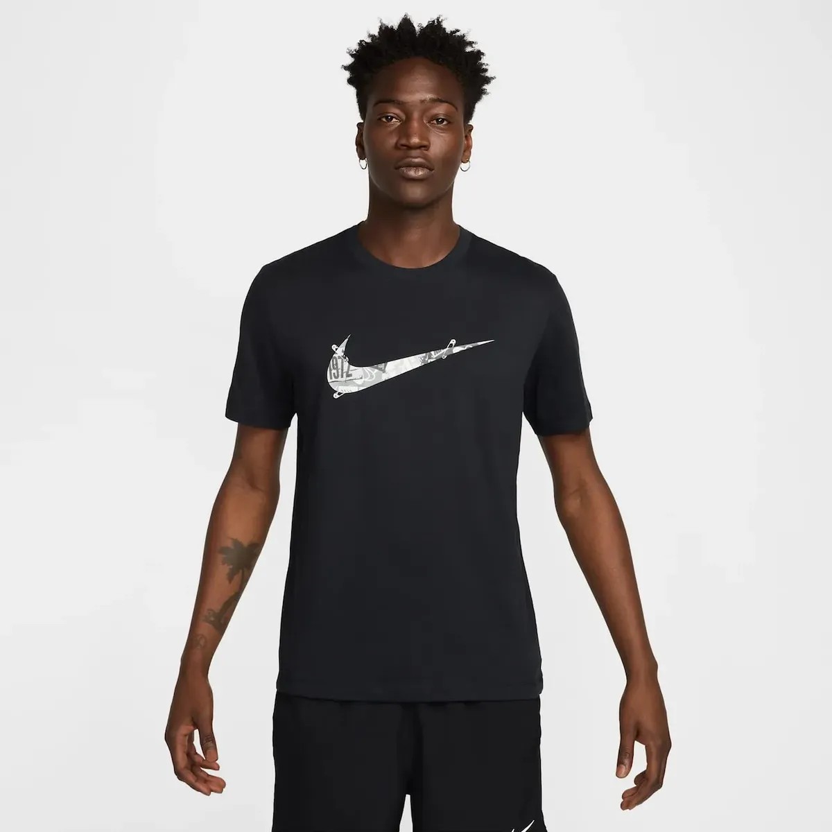 Camiseta Nike Dri-fit Run Division Masculina Preto/branco P